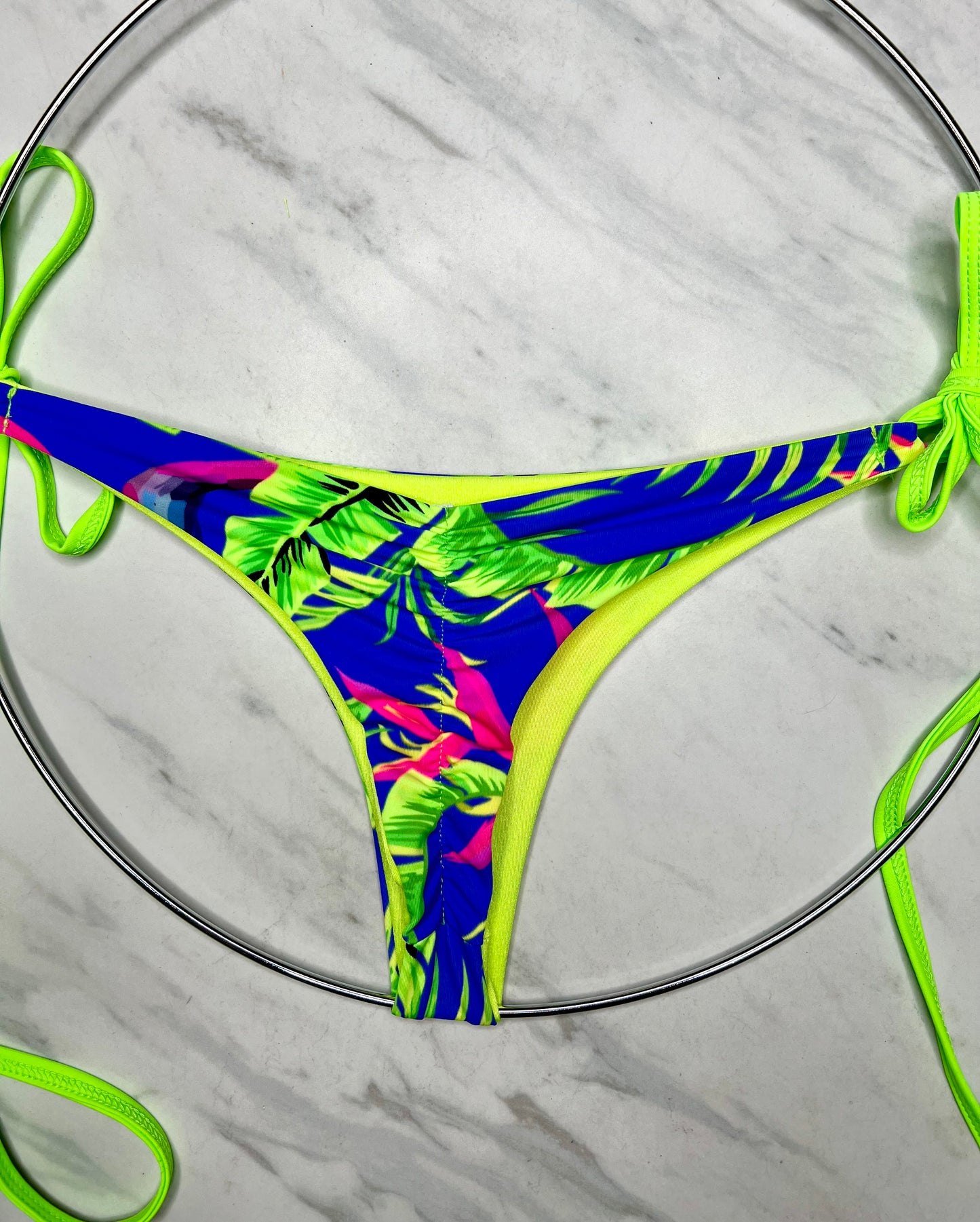 Birds of Paradise Micro Bottom