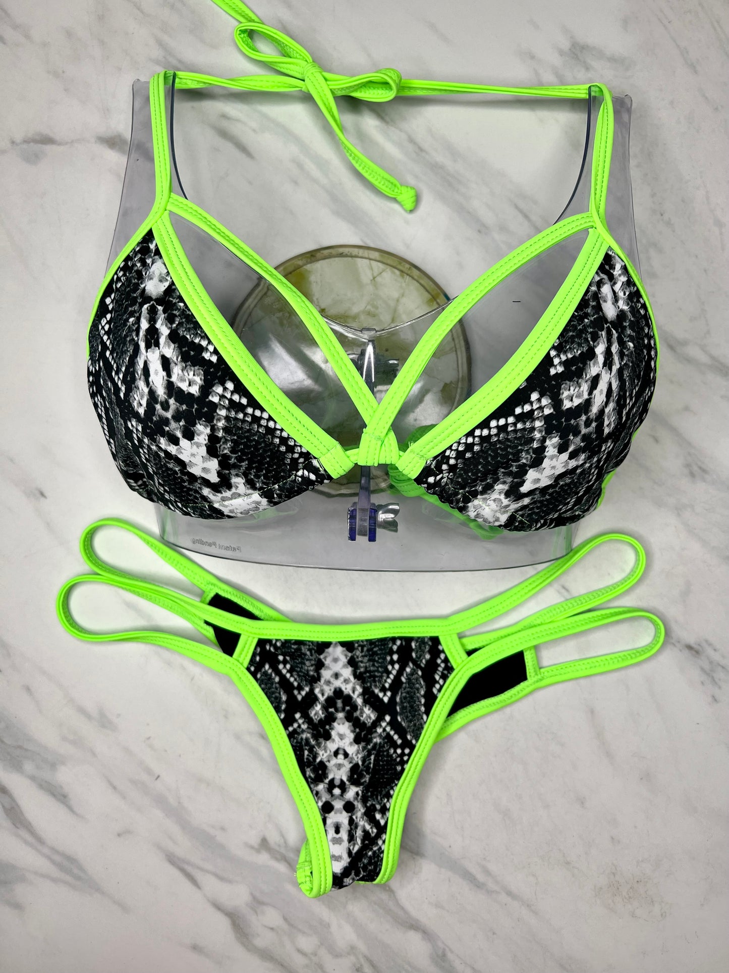 Cobra Neon Green Bottom