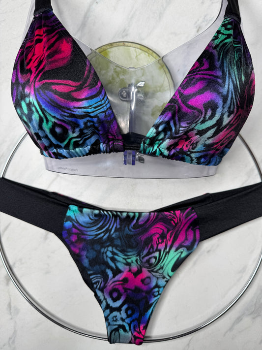 Psychedelia Harlow Top & Joseline Bottom
